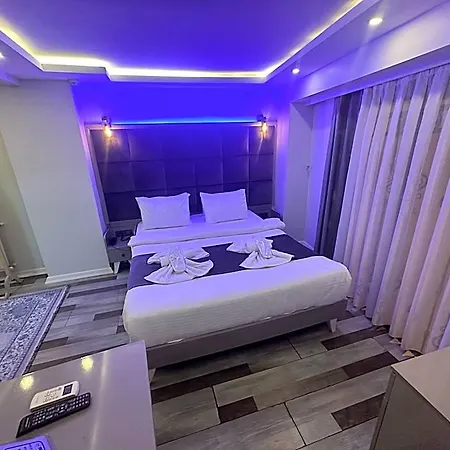 Отель Galata Apple 3*